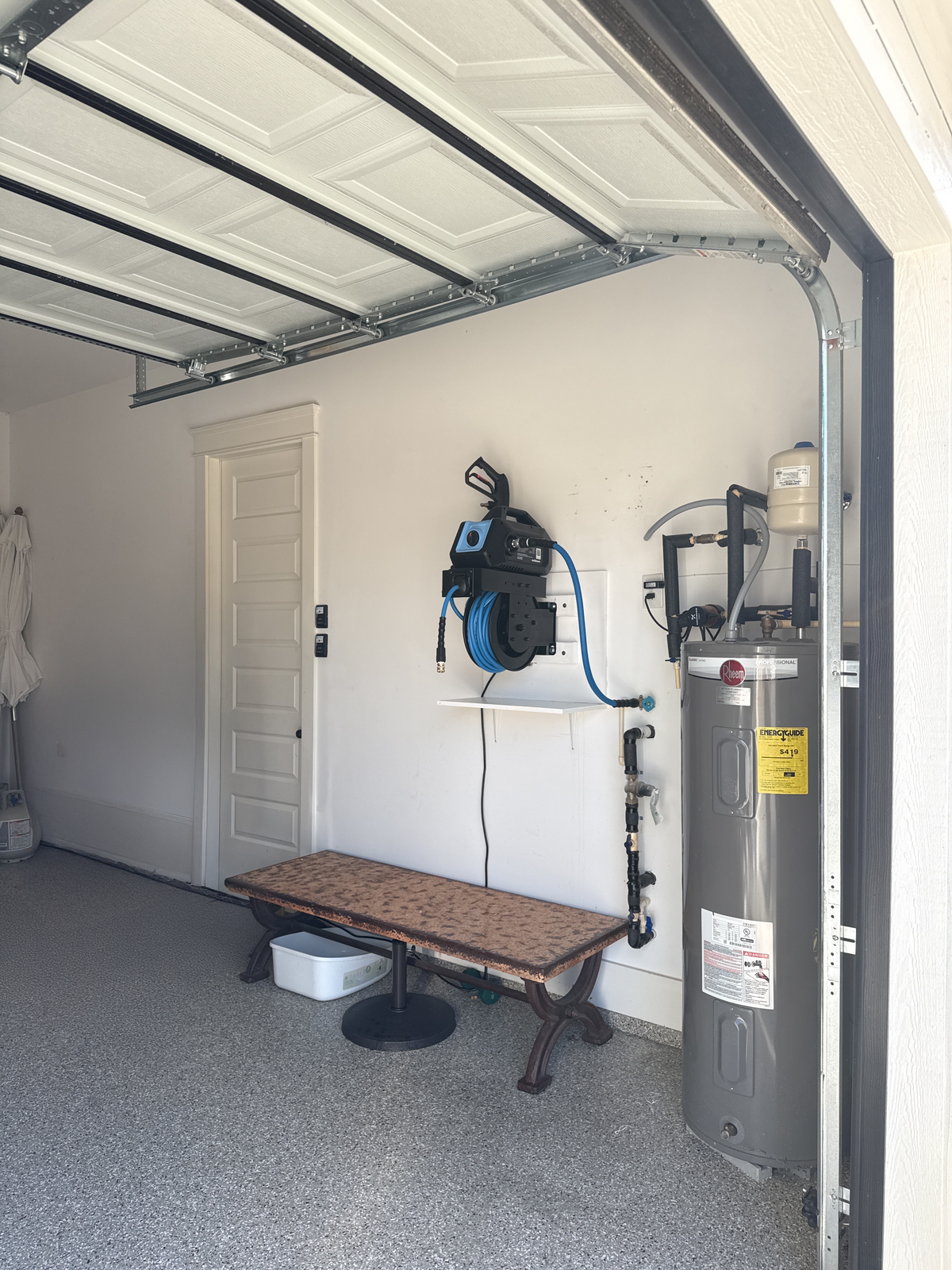 BluShield HumpBack 3000 PSI Pressure Washer | 50 ft Hose Reel